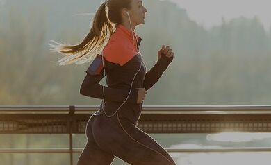 una serie di esercizi per perdere peso in tutto il corpo