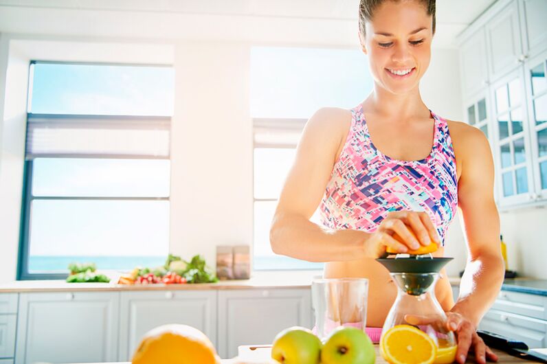 I succhi appena spremuti possono essere consumati con una corretta alimentazione per dimagrire